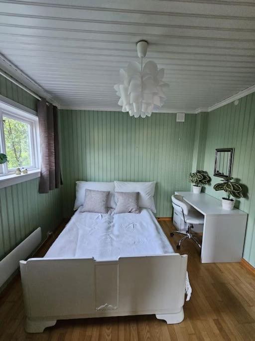トロムソ Cozy Family Houseヴィラ エクステリア 写真